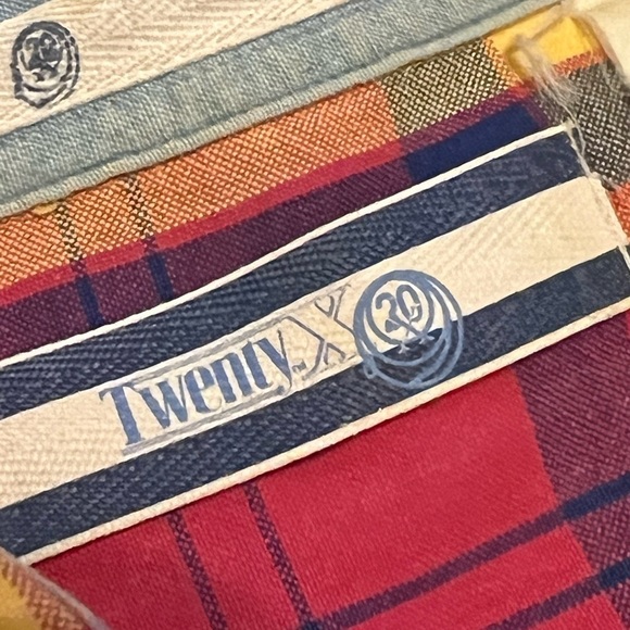 Twenty X Women’s long Sleeve button up shirt - Picture 9 of 11